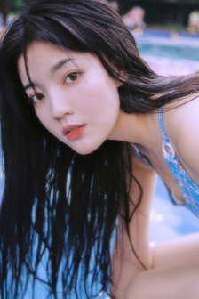 泳装美女